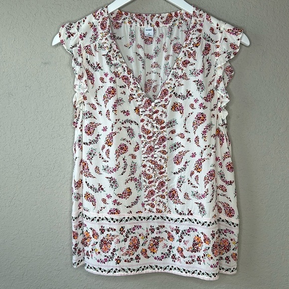 Old Navy Floral Flutter Sleeve Blouse Size Medium - Picture 1 of 9